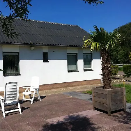 Vakantiehuus Holiday home *